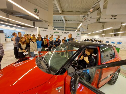 Interaktywne Centrum Bezpieczeństwa- Auto Skoda Lab w Komornikach