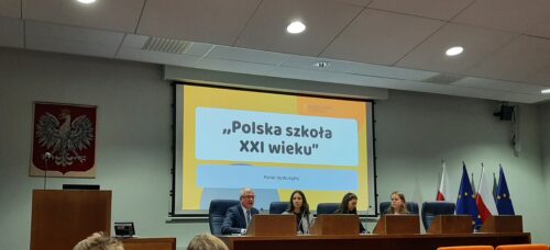 Konferencja z udziałem młodzieży