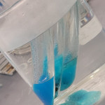 Uczniowie klasy 2PA w laboratorium